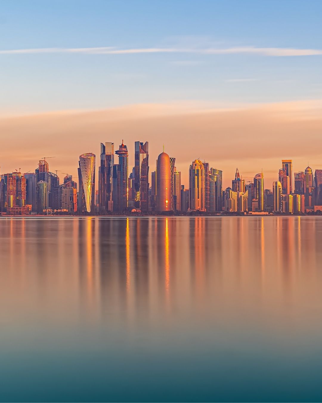 الحل رقم 1 للشعر الذي يستخدمه أصحاب الشعر الويفي والكيرلي والكوِلي من المغتربين في قطر للتغلب على الرطوبة.